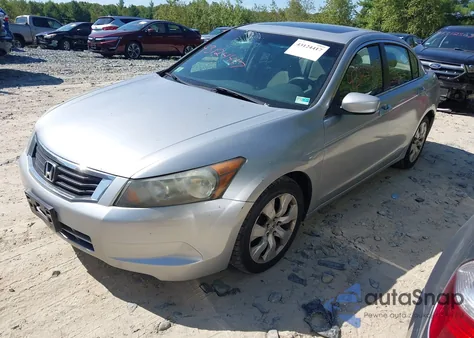 2008 Honda Accord 2.4 Ex z USA, uszkodzony, nr VIN 1HGCP26798A074680